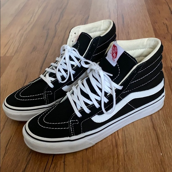Vans - Picture 2 of 6